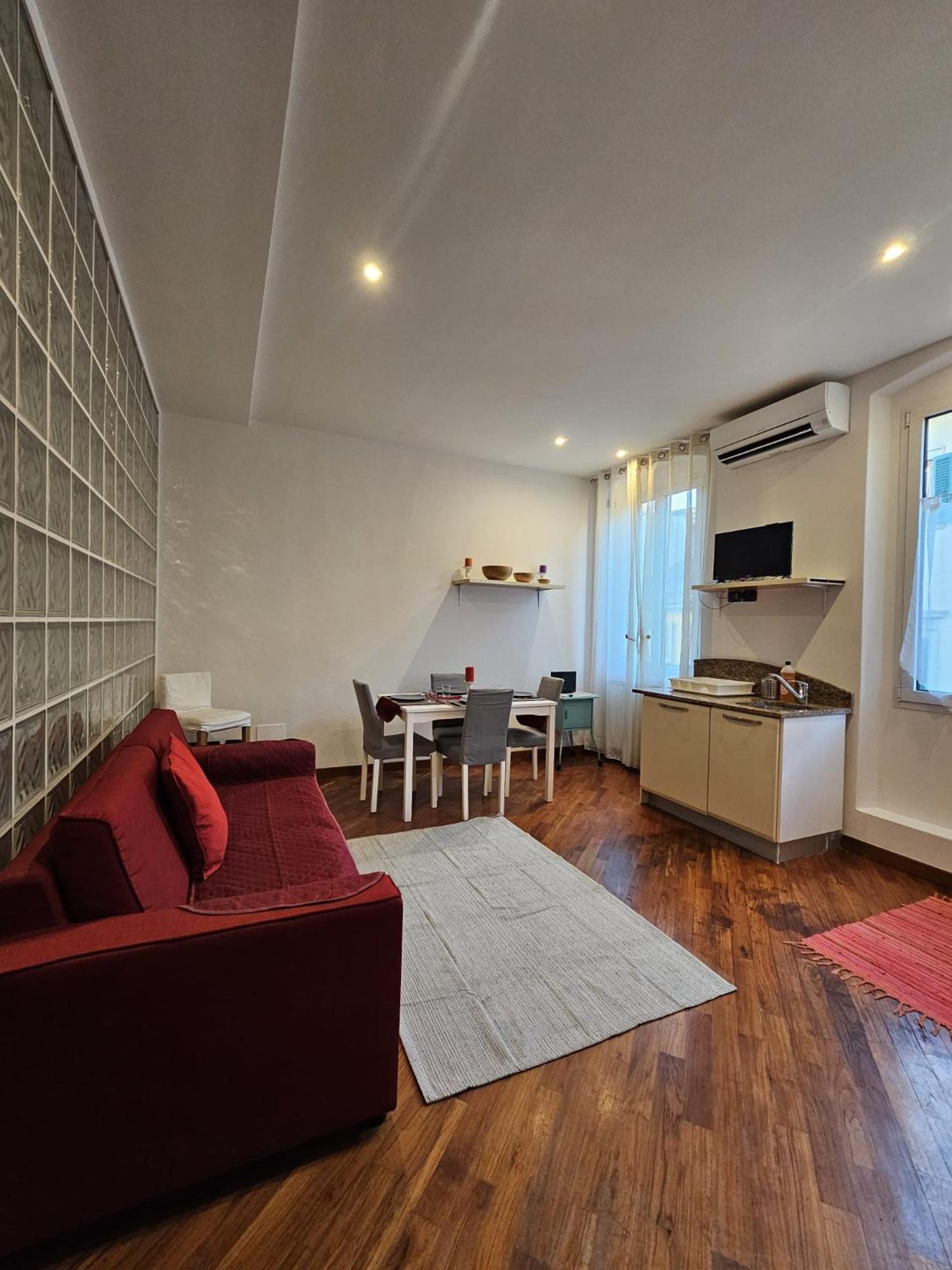 Charming Home Le Ruote ฟลอเรนซ์ ภายนอก รูปภาพ